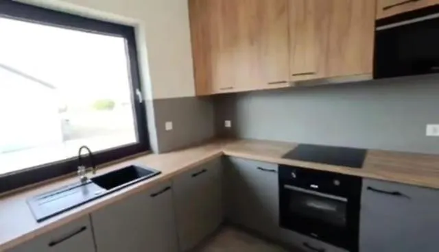 Dom Ligota Piekna Zagwarentowyny Dojazd Na Stadion Casa de Férias *